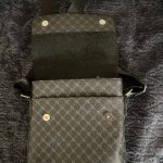 Black unisex messenger bag - Image 2