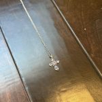 Silver cross pendant necklace - Image 3